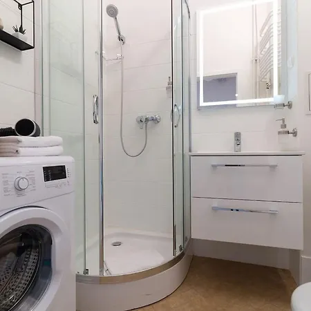 דירה Freta 25 Elegant By Renters *