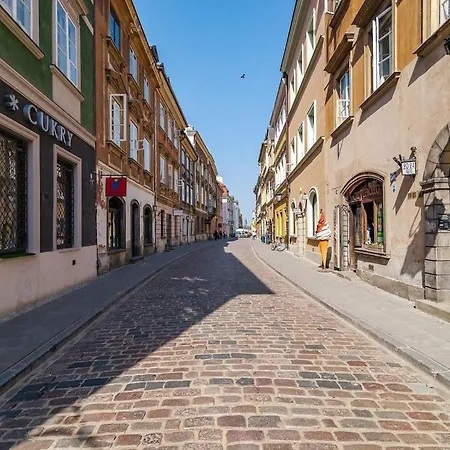 Freta 25 Elegant By Renters